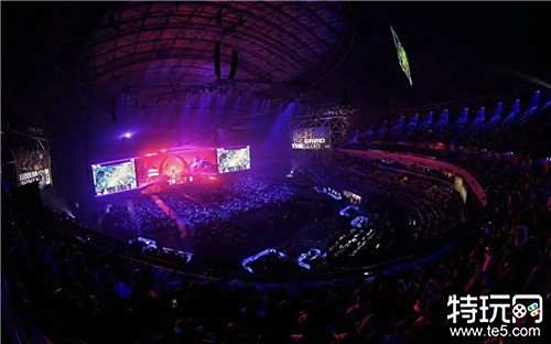 他通过积极 他通过积极